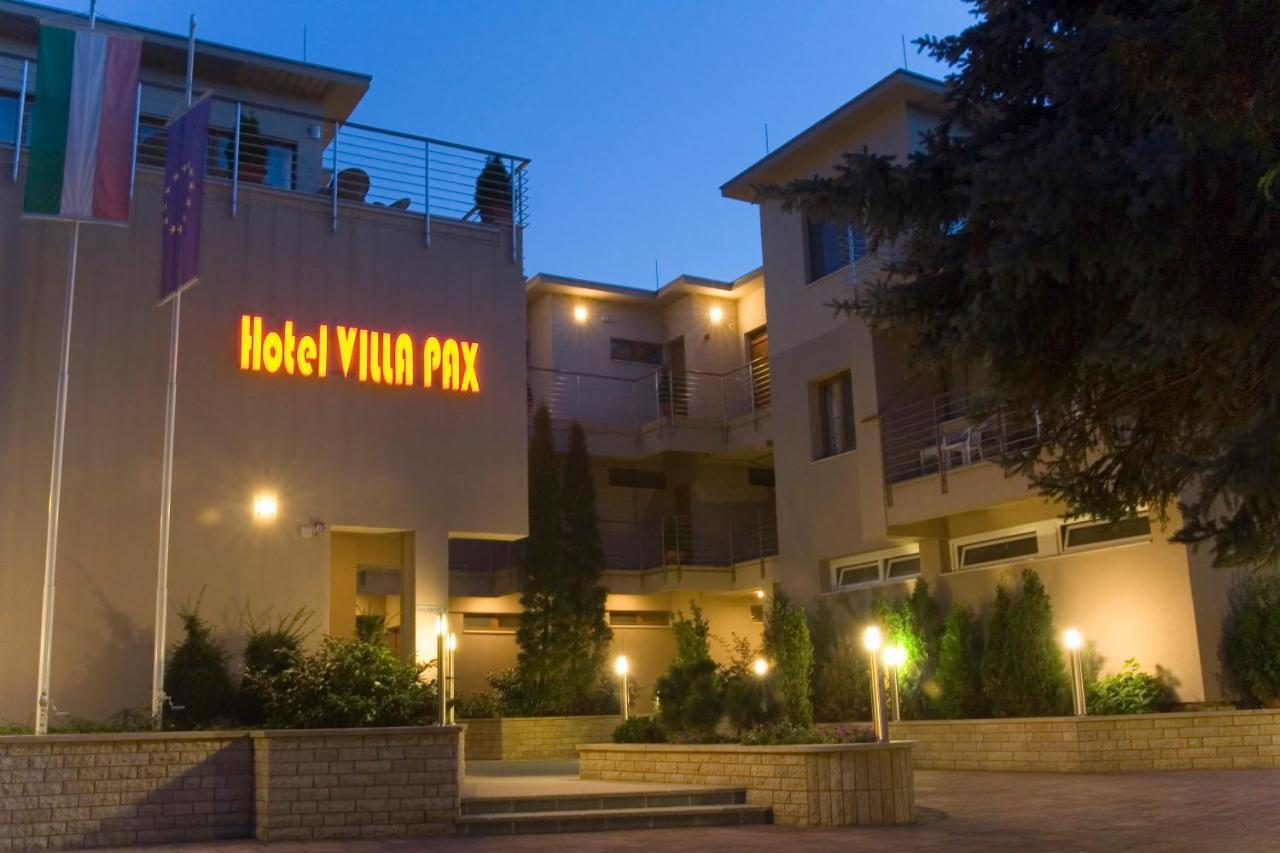 Hotel Villa Pax Балатональмади Экстерьер фото